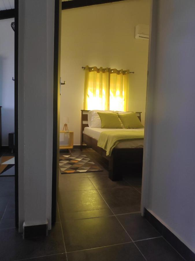 Les Galets Apartman Deshaies Kültér fotó